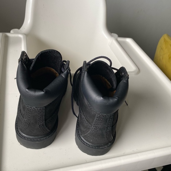 SOLD ‼️Timberland boots (Toddler) size  US 9 - Picture 3 of 6